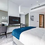 A Living Stylish Studio Apartment With Partial Burj & Canal View At Prive B 1417